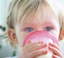 A dietician answers a reader's question about her daughter's allergy to cow's milk and safe alternatives.